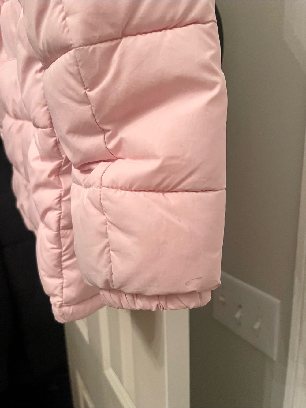 Columbia Light Pink Girls Puffer Jacket with Hood - Big Kids size medium 10 /12 - Picture 9 of 12